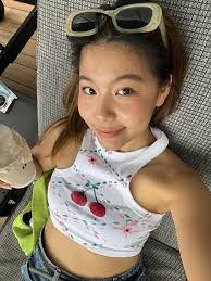 Amber Chau's Instagram, Twitter & Facebook