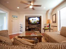 Does your living room need some decor to go with your obligatory sofa and tv? Living Room Diy Ideas Diy