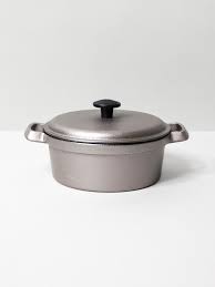 Iwachu Cast Iron Stew Pot