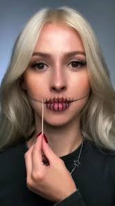 katie scheele (katschaos)