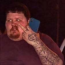 Which entree do customers prefer?