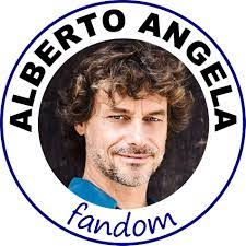 Mary Punzo's Instagram, Twitter & Facebook