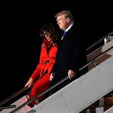 Bennett hailed his unlikely coalition as an essential antidote to an intractable stalemate. Melania Trump Neue Biografie Zeichnet First Lady Als Machtige Frau Stern De
