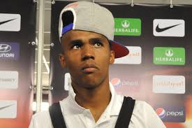 A collection of facts like salary, net worth, married, affair, dating, children, divorce, wife, girlfriend, height, weight and more can also be. Fc Bayern Douglas Costa Vor Abschied Von Bayern Choupo Moting Winkt Neuer Deal