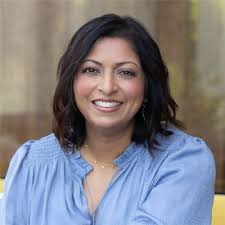 Congratulations to Maria Russo, patient experience consultant, our latest  S.T.A.R.