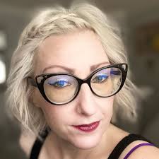 Danielle Rhea (@thedaniellerhea) • Instagram photos and videos