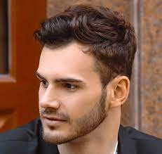 Abbiamo già coperto il tagli ricci il tagli americani il tagli per bambini il tagli con disegni, come barbe disegnate il. Pin Su Capelli Uomo Taglio