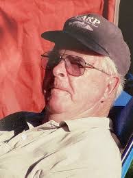 Lloyd Cooper's Instagram, Twitter & Facebook