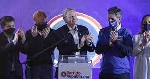 Nos vamos a ir a dormir bastante tarde el domingo 16, porque los escrutinios serán largos y tediosos. Kast Aumenta Presion A Chile Vamos Disputaremos Espacios Donde La Derecha Dejo De Hacer La Pega Partido Republicano