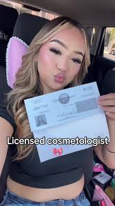 Renew Your Cosmetology License in Illinois