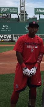 Red Sox catching prospect Daniel Flores dies of ...