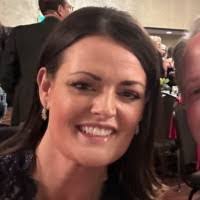 Colleen Pettit's Instagram, Twitter & Facebook