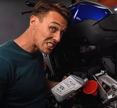 Why is Delo recommended for an 08 vehicle?