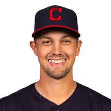 Scott Moss's Instagram, Twitter & Facebook