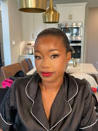 Hey everyone! My name is Gloryna, and I recently moved my makeup business  to the Lewisville area. I'm a certified makeup artist with almost 3 years  of experience specializing in everyday glam,