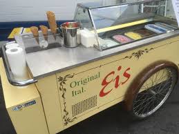 Sie möchten etwas besonderes auf ihrer hochzeit. Eisvitrine Eistheken Eisstand Nostalgie Eiswagen Mieten Eis Catering Fun Food 1308871384 Mieten Erento Com