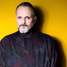 Mi chico ideal que guapo miguel bose joven fotos de famosos mejores fotos musica camilo sesto consejos de belleza caseros banda sonora. Miguel Bose Contra El 5g La Paranoia De La Que Todos Hablan