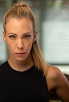 Elinor Price's Instagram, Twitter & Facebook