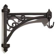 Victorian Cast Iron Hanging Plant Bracket With Swivel Swing Arm Hanging Plants Plant Bracket Hanging Plants Outdoor