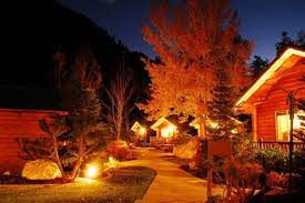 These 12 Romantic Spots In Utah Are Perfect To Take That Special Someone Romantic Cabin Honeymoon Cabin Utah Vacation