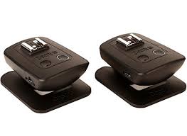 Depuis longtemps je cherchais un accessoire permettant d'utiliser un flash en déporté sans avoir à utiliser le le cactus trigger v4 quant à lui doit être géré en manuel. Cactus V5d V5 Flash Remote Black Buy Online In Andorra At Andorra Desertcart Com Productid 1146676