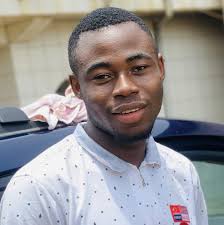 Khloé Kardashian added a new photo.