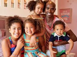 After his spectacular win in the 5,000m final won farah his second gold of london 2012, the athlete ran over to his wife tania at the side of the track. British Legend Mo Farah Family Wife And 4 Kids Bhw