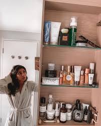 Inside her makeup bag with The Silk Sneakers Shloka Narang - HUSSKIE