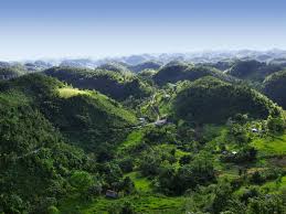 Blue Mountains Jamaica The Mountain Views Are Spectacular Blue Mountains Is Home To Quaint Villages And The Caribbean Travel Jamaica Vacation Jamaica Travel