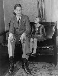 22, 1918, in alton, illinois, robert pershing wadlow was an average size baby. Robert Wadlow Der Grosste Mann Der Welt Der Spiegel