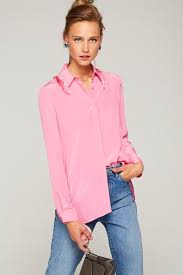 Pembe Yakalari Puskullu Bayan Gomlek Modelleri Yeni Moda Moda Moda Stilleri