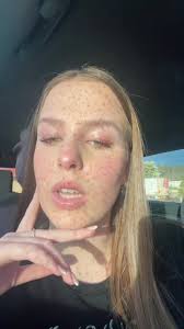 amelia wells 🩶 (@ameliagwells) adlı istifadəçinin Originalton