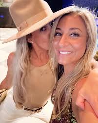 Allison (Ali) Cannella (@realcoastali) • Instagram photos and videos