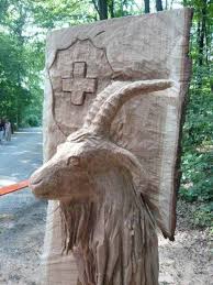 Tiere Mit Der Kettensage Geschnitzt Kettensagekunst Schnitzen Schnitzerei