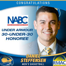 Alex Herrera (@ajherrera44)