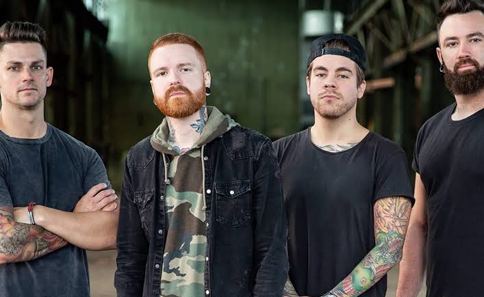 MEMPHIS MAY FIRE comparte dos videos musicales "Love Is War" y "Versus" - www.brutaliko.com