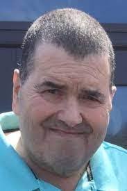 Robert Dimare's Instagram, Twitter & Facebook