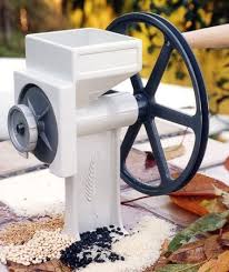 Country Living Grain Mill Hand Crank Wheat Grinder Flour Mill