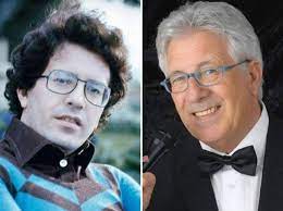 Peppino began singing and playing the piano at age 4, entertaining the american army troops stationed on the island of capri with a repertoire of american standards. Gli 80 Anni Di Peppino Di Capri L Italiano Che Suono Con I Beatles E Fu La Sua Rovina Corriere It