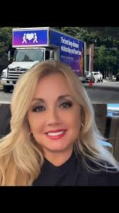 We are always grateful for our client reviews, thank you, Nicole! We were  happy to assist your client and so happy they were satisfied with their  move from California to Colorado. We