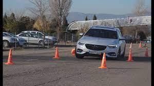 2017 Opel Insignia Country Tourer Yol Tutus Testi Araba Otomobil Geyik