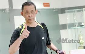 Hj sidek meninggal dunia pada 17 oktober 2005, setelah hampir dua bulan bertarung dengan pelbagai jenis penyakit. Misbun Jurulatih Terbaik Chong Wei