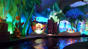 Disney Le Monde Des Poupees Juillet 2012 Youtube