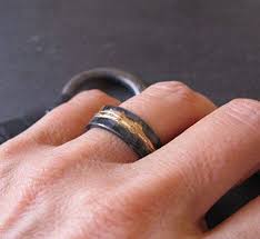 Mens Wedding Band 7mm Mens Wedding Ring Mens Wedding Band Gold Etsy Mens Gold Wedding Band Rings Mens Wedding Bands Mens Wedding Bands