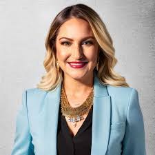 Veronica Flaherty's Instagram, Twitter & Facebook