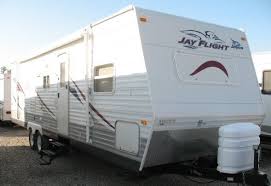 For years the jayco® jay flight has mystified its competition and delighted its owners with a build quality and list of standard features that are only offered as expensive options on other travel trailers and fifth wheels. Used 2006 Jayco Jay Flight 31bhds Overview Berryland Campers