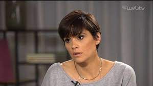 Το ζευγάρι γνωρίστηκε πριν 11 χρόνια στα γυρίσματα της τηλεοπτικής. Anna Maria Papaxaralampoys Empaine Sto Kamarini Moy Kai Oyroyse Epideiktika Ston Nipthra Moy 07 02 2021 Sputnik Ellada