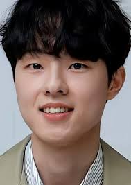 Kim Dong-hwi » Dramabeans