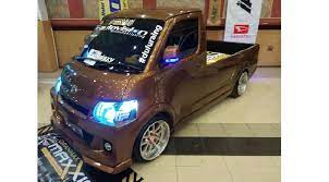 Granmax blind van 13 ac 2013 modifikasi full kaca mobil bekas. Kerennya Daihatsu Gran Max Pengangkut Material Gagah Dan Ceper Otomotif Tempo Co