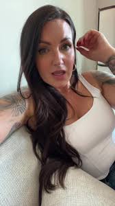 Meredith Ray (@meredithrayvip1)